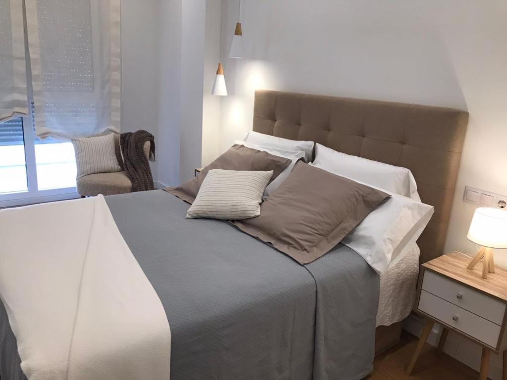 Apartamento Palacio Valdes, Centro Aviles, Con Parking Exteriör bild