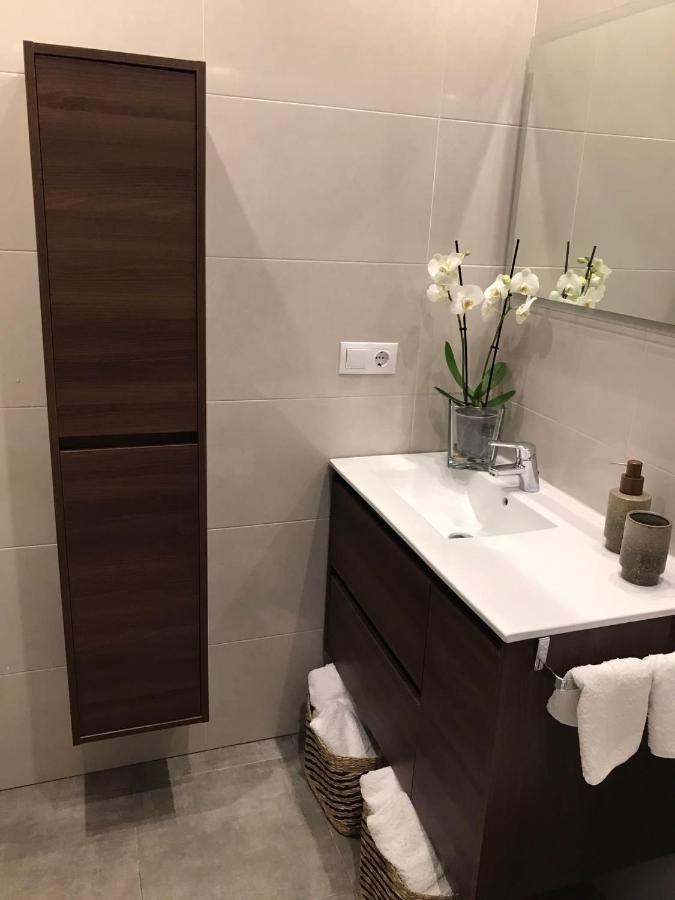 Apartamento Palacio Valdes, Centro Aviles, Con Parking Exteriör bild